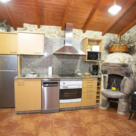 Turistica Casa Nicolau 1 *